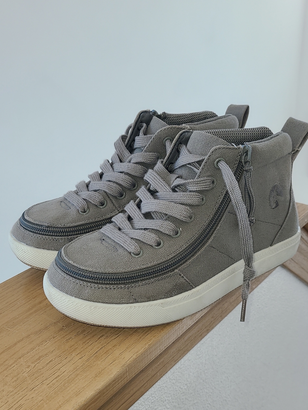 BILLY Kids Gray High-Top Sneakers with Wrap Around Zipper